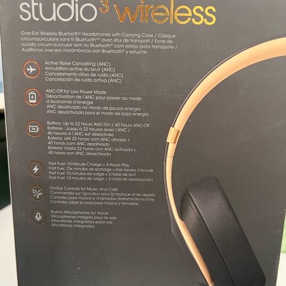 Beats by Dre Studio3 Wireless Skyline Collection Shadow Gray - Picture 4 of 7